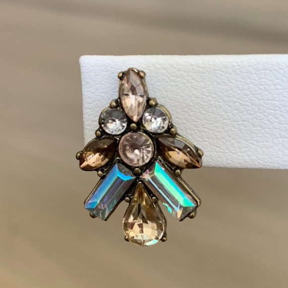 ✨BaubleBar✨Cluster earrings, tan iridescent, NEW - Picture 6 of 8